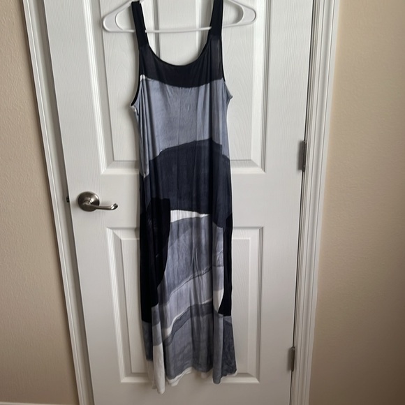 Simply Vera by Vera Wang size‎ medium t-shirt dress - Picture 5 of 6